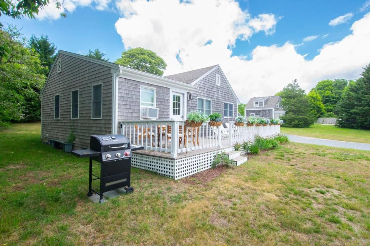 Wrap-Around Porch Mins To Beach Chatham Extérieur photo